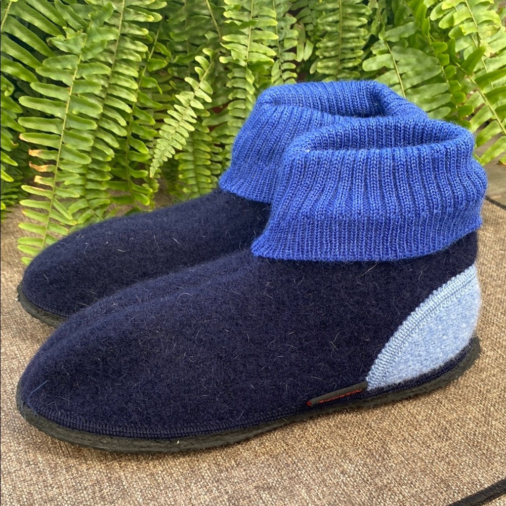 Giesswein boiled  wool Cozy Blue slipper bootie